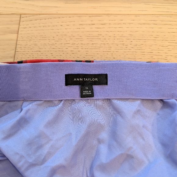 Ann Taylor Paisley Side Slit Column Maxi Skirt In Iconic Red Lined - Picture 3 of 10